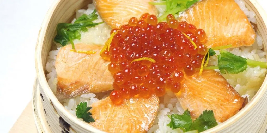 Wappa-meshi: Whet your appetite with dashi (soup stock)-aroma rice and seasonal seafood