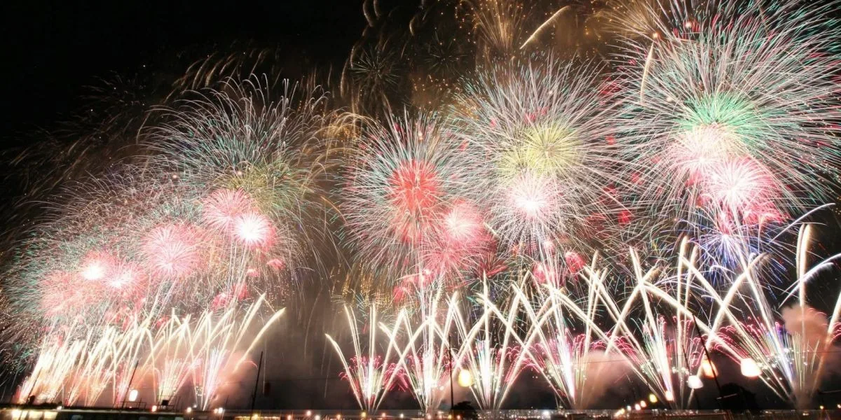 Witness the Fireworks of Prayer That Attract a Million People at the Nagaoka Festival Grand Fireworks Show!