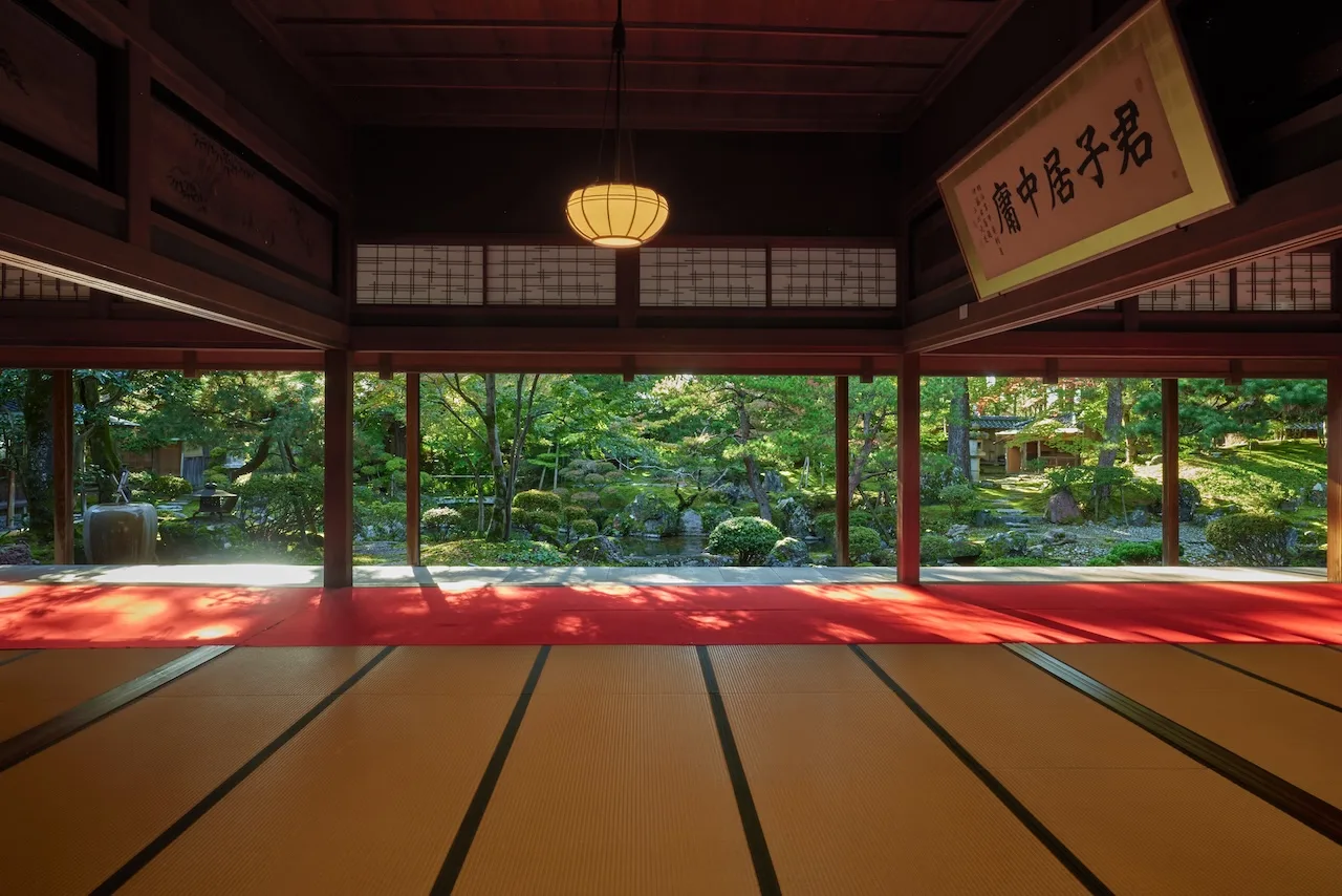 Prosperous farmers who made the rivers their allies and cultivated the area Into Japan's premier rice-producing region