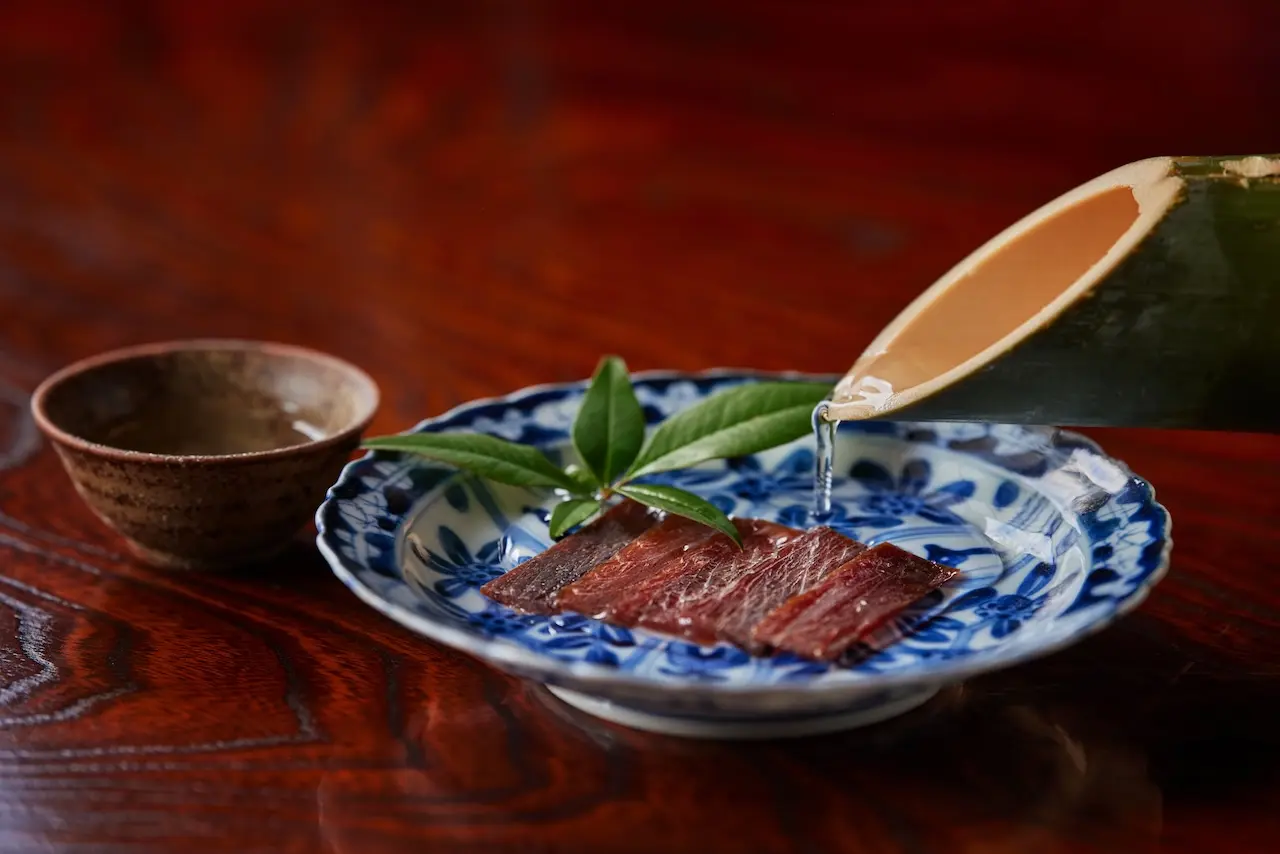 Millennial salmon Izutsuya