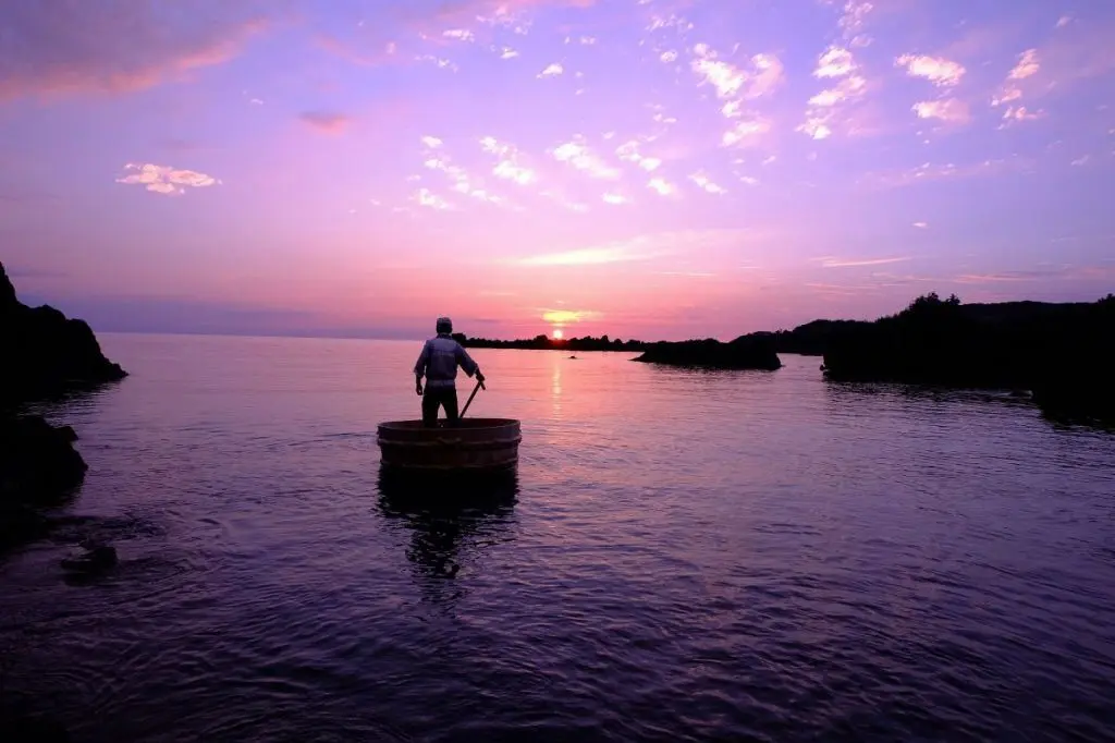 Tarai-Bune Tub Boat Sunset & Night Cruise