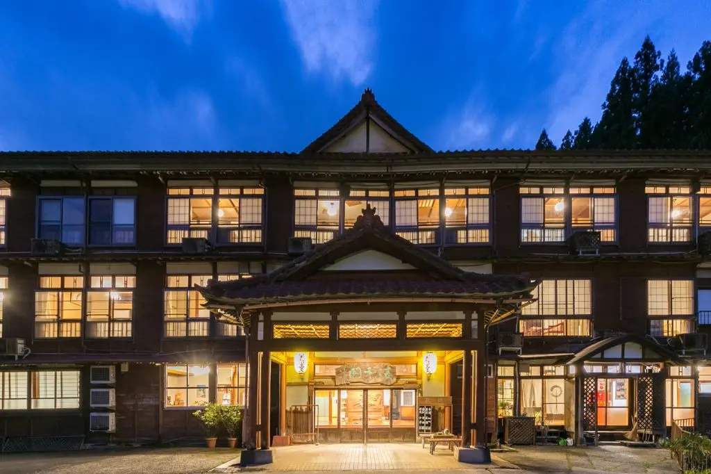 Matsunoyama Onsen Ryouunkaku