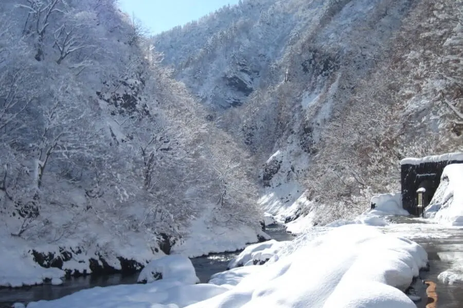 Kiyotsu Gorge / Tunnel of Light