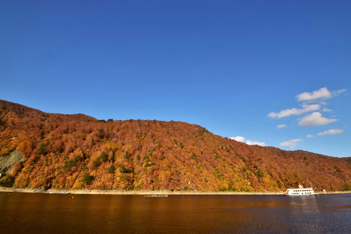 Lake Okutadami Boat Tour