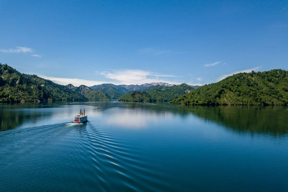 Lake Okutadami Boat Tour