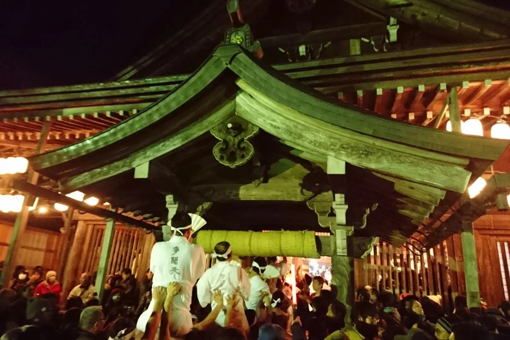 Urasa Bishamondou Naked Man Pushing Festival