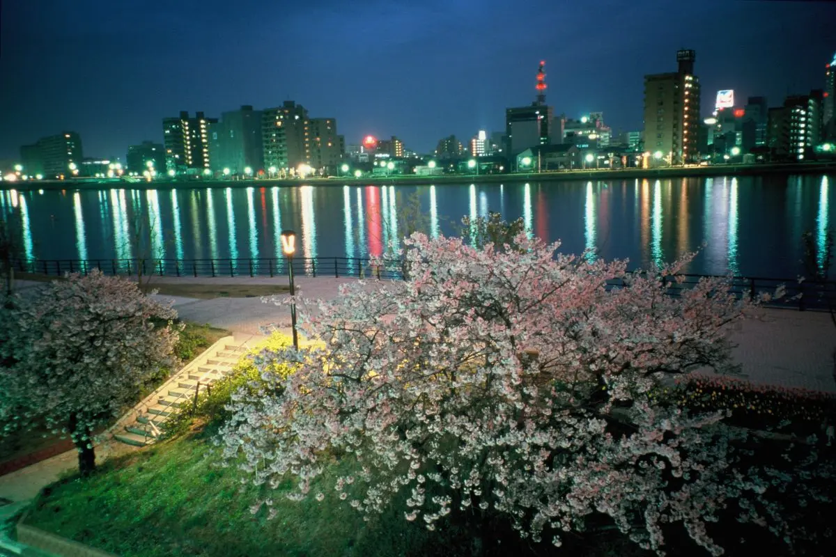Yasuragitei Embankment