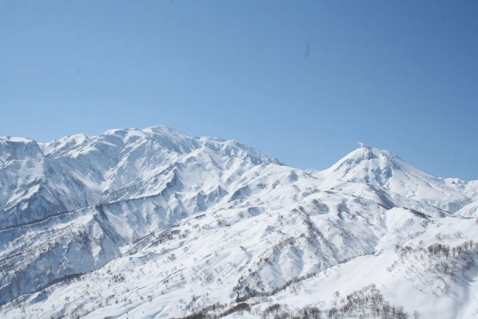 Charmant Hiuchi Snow Resort