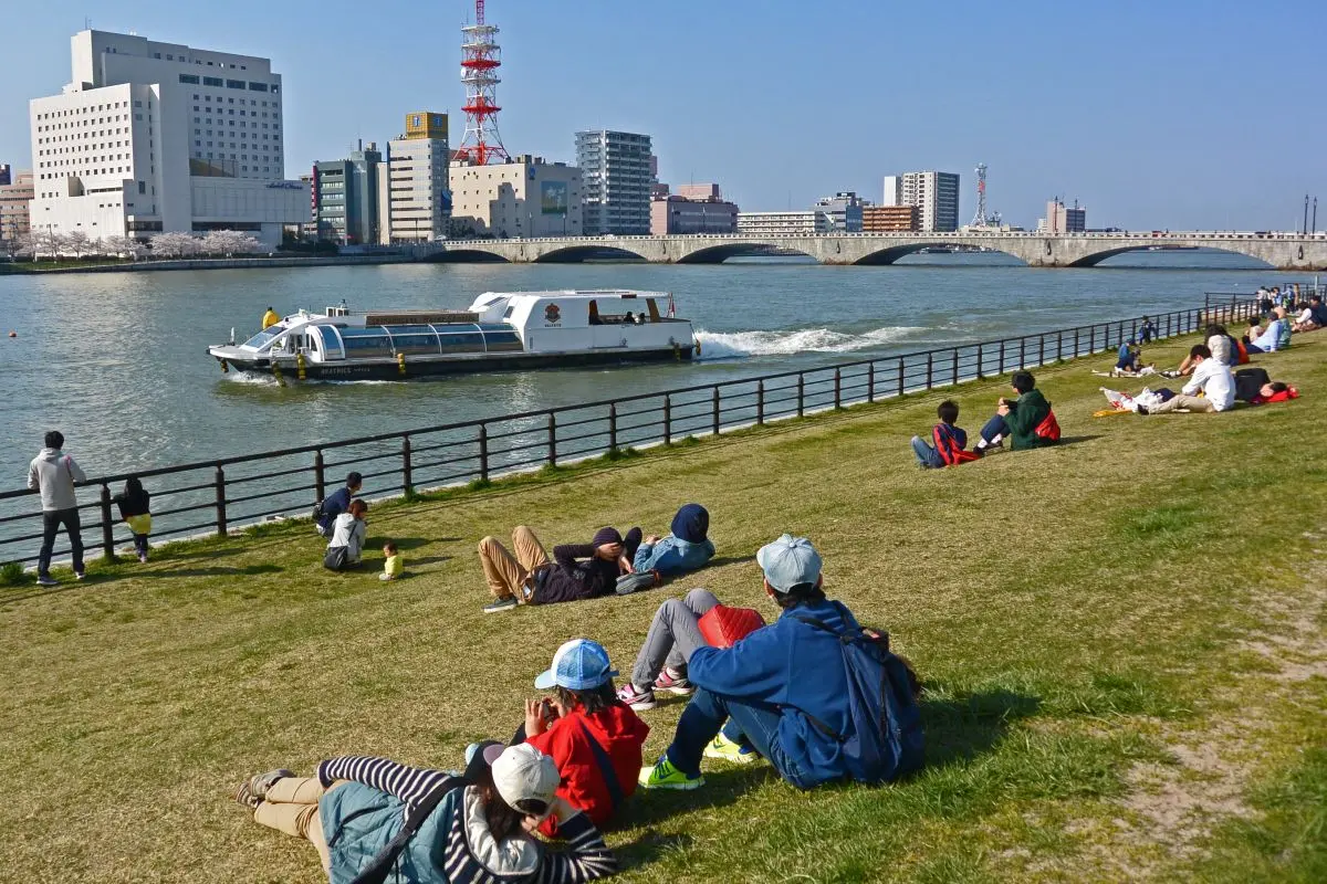 Yasuragitei Embankment