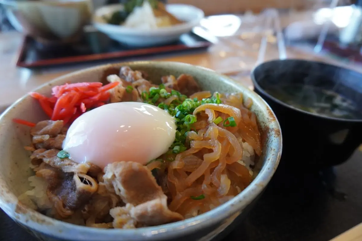 Charmant Hiuchi Snow Resort