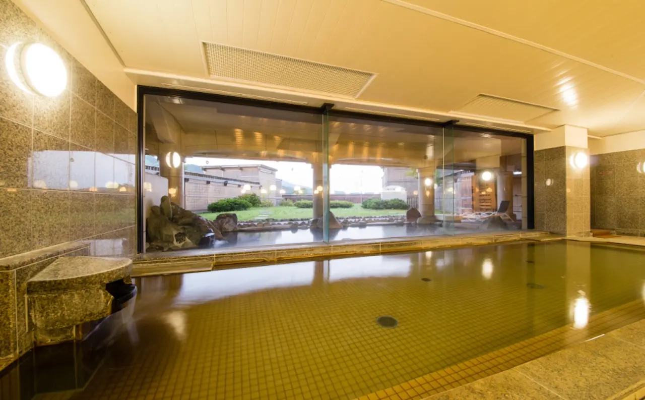 Royal Tainai Park Hotel