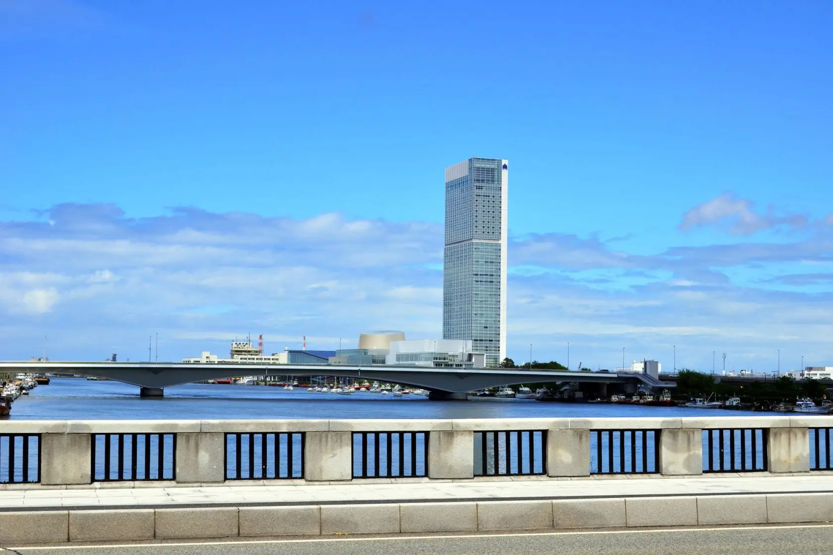 Toki Messe (Niigata Convention Centre)