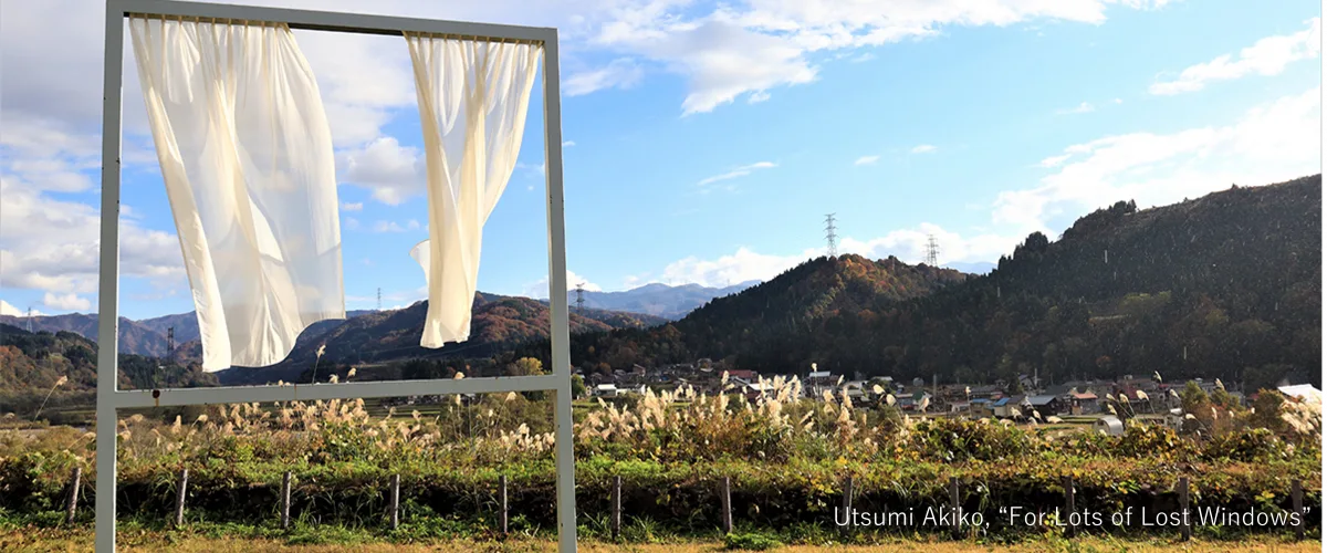 Artwork among the natural beauty of Niigata