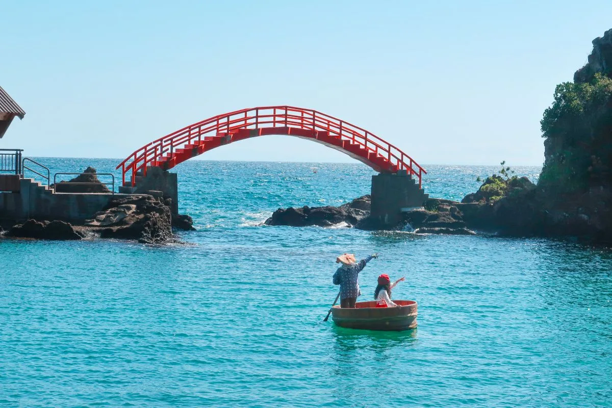 Experience Niigata and Sado Island’s Hands-On Traditions, Flavors, and Scenic Wonders