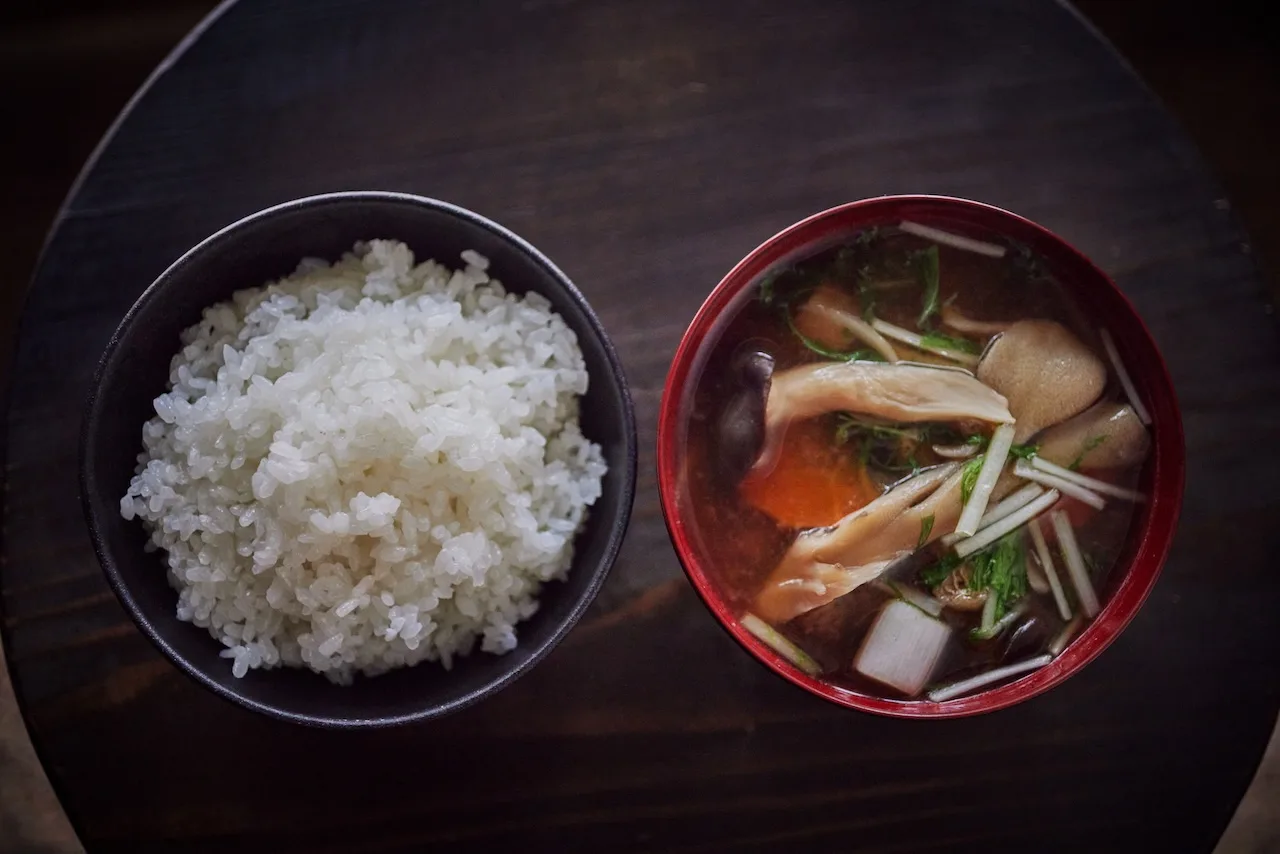 ryugon: Cooking in a Rustic Kitchen